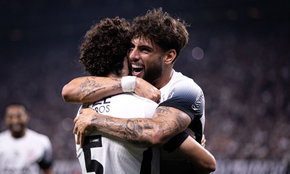 Corinthians bate Fortaleza na Sul-Americana, avança para semi e ganha moral para clássico Corinthians bate Fortaleza na Sul-Americana, avança para semi e ganha moral para clássico