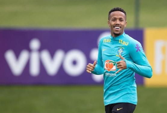 Éder Militão é afastado da Seleção Brasileira por lesão na coxa Éder Militão é afastado da Seleção Brasileira por lesão na coxa