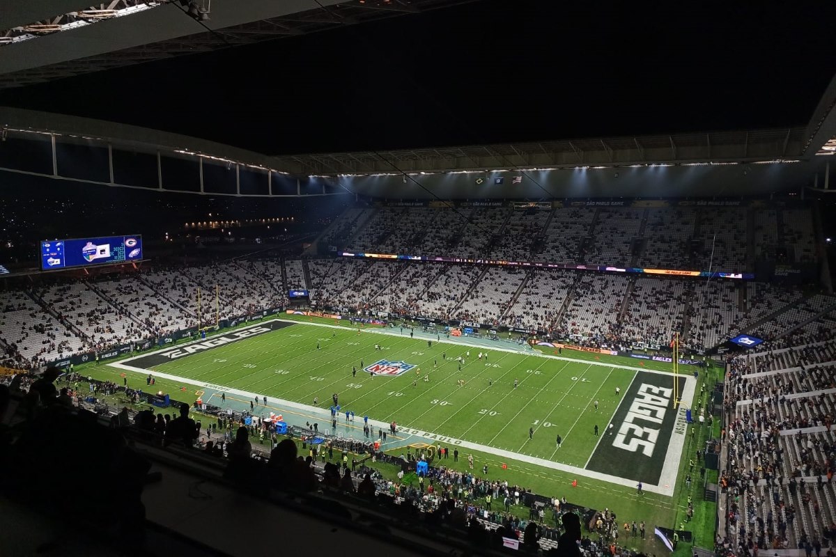 Empolgação: veja como foi o clima para estreia da NFL no Brasil Empolgação: veja como foi o clima para estreia da NFL no Brasil