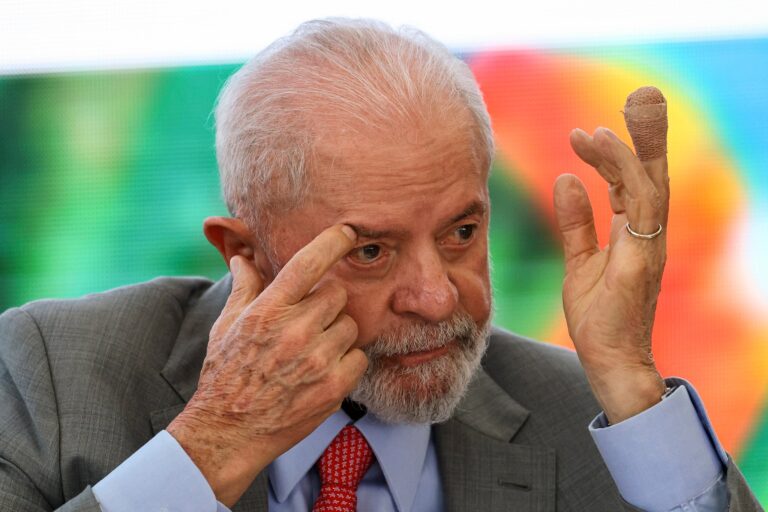 Governo Lula tem ‘flop’ arrecadatório