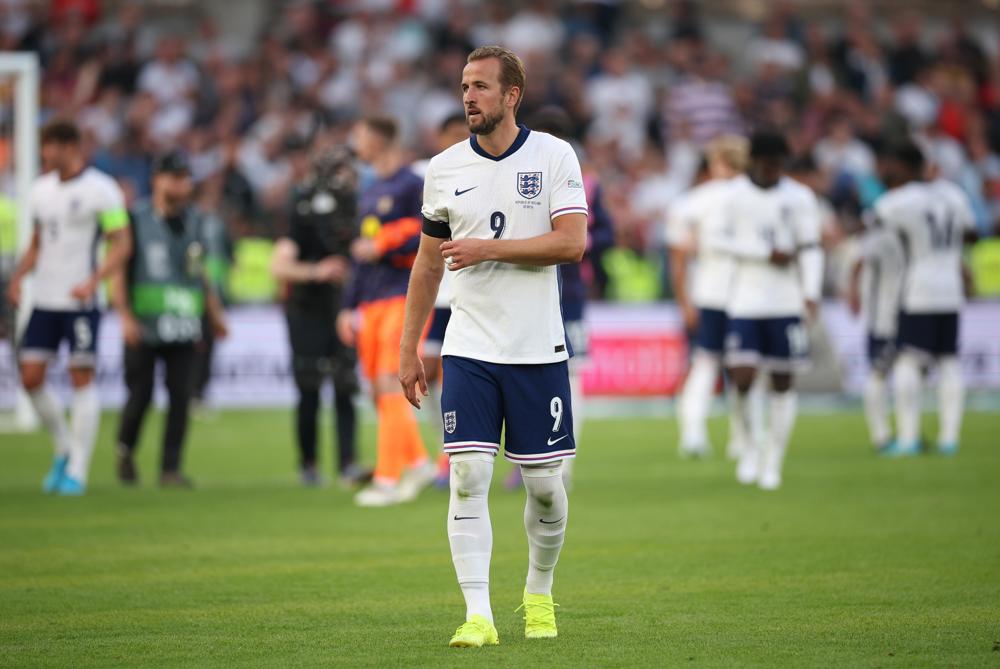 Harry Kane vai receber homenagem por completar 100 jogos pela seleção inglesa Harry Kane vai receber homenagem por completar 100 jogos pela seleção inglesa