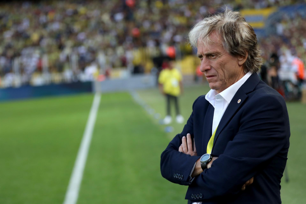 Jorge Jesus admite desejo de dirigir a seleção brasileira: ‘É uma ambição’ Jorge Jesus admite desejo de dirigir a seleção brasileira: ‘É uma ambição’