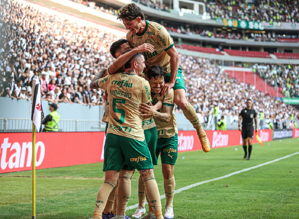Palmeiras vence o Vasco graças a Flaco López e mantém perseguição ao Botafogo no Brasileirão Palmeiras vence o Vasco graças a Flaco López e mantém perseguição ao Botafogo no Brasileirão