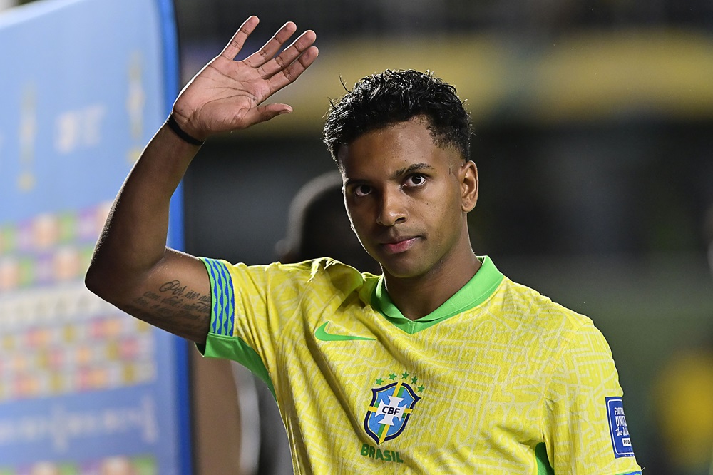 Rodrygo aguarda Neymar para dividir responsabilidade e admite adaptação como 10 da seleção Rodrygo aguarda Neymar para dividir responsabilidade e admite adaptação como 10 da seleção
