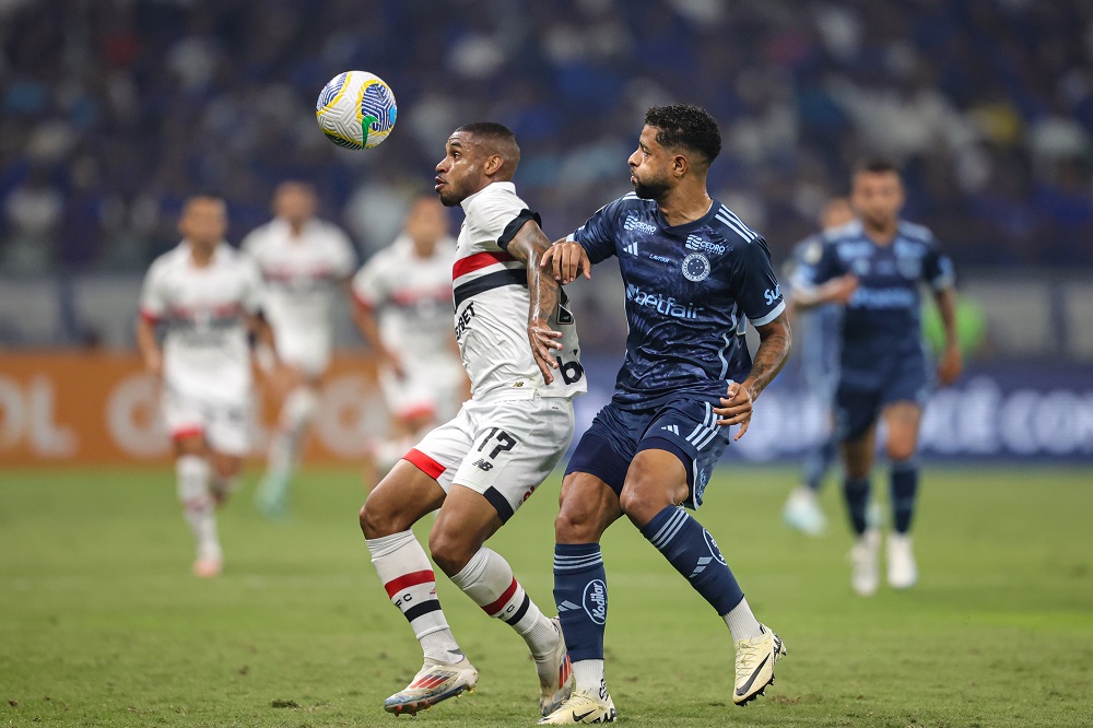 Time reserva do São Paulo joga bem e vence o Cruzeiro no Mineirão Time reserva do São Paulo joga bem e vence o Cruzeiro no Mineirão
