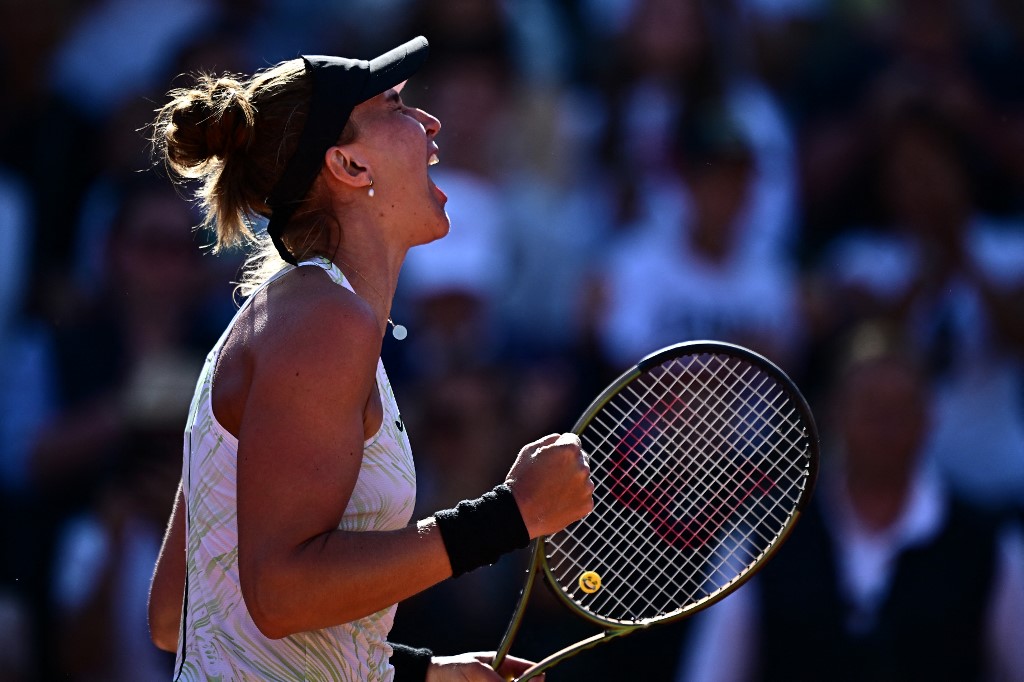 Bia Haddad estreia com vitória no Torneio de Ningbo e sobe para nona posição na WTA Bia Haddad estreia com vitória no Torneio de Ningbo e sobe para nona posição na WTA