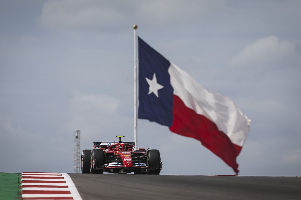Carlos Sainz lidera treino livre do GP dos EUA de Fórmula 1 Carlos Sainz lidera treino livre do GP dos EUA de Fórmula 1