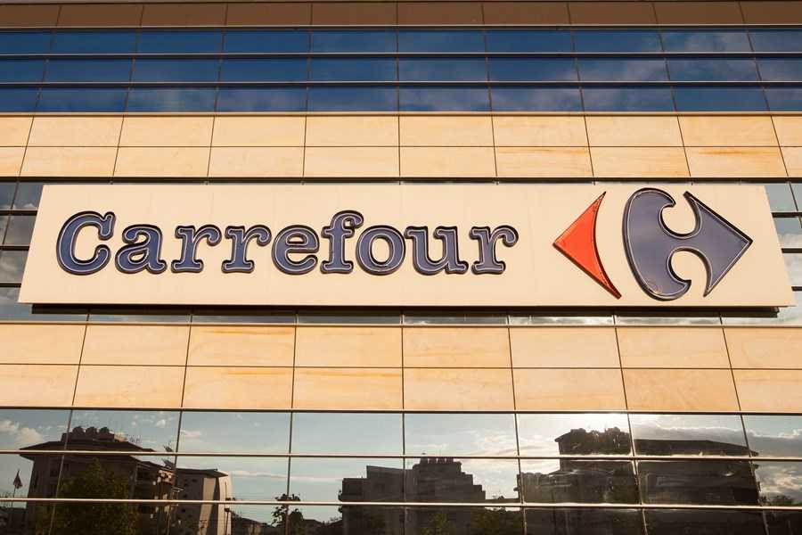 Carrefour vende imóveis para fundo imobiliário por R$ 725 milhões Carrefour vende imóveis para fundo imobiliário por R$ 725 milhões
