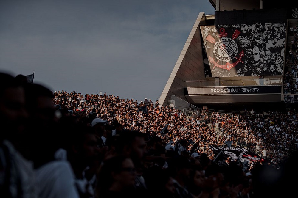 Corinthians, Gaviões da Fiel e Caixa assinam protocolo para pagar dívida da Neo Química Arena Corinthians, Gaviões da Fiel e Caixa assinam protocolo para pagar dívida da Neo Química Arena