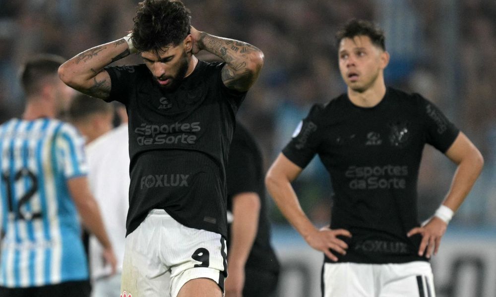 Corinthians sofre virada com dois gols em menos de cinco minutos, perde para o Racing e está fora da final da Sul-Americana