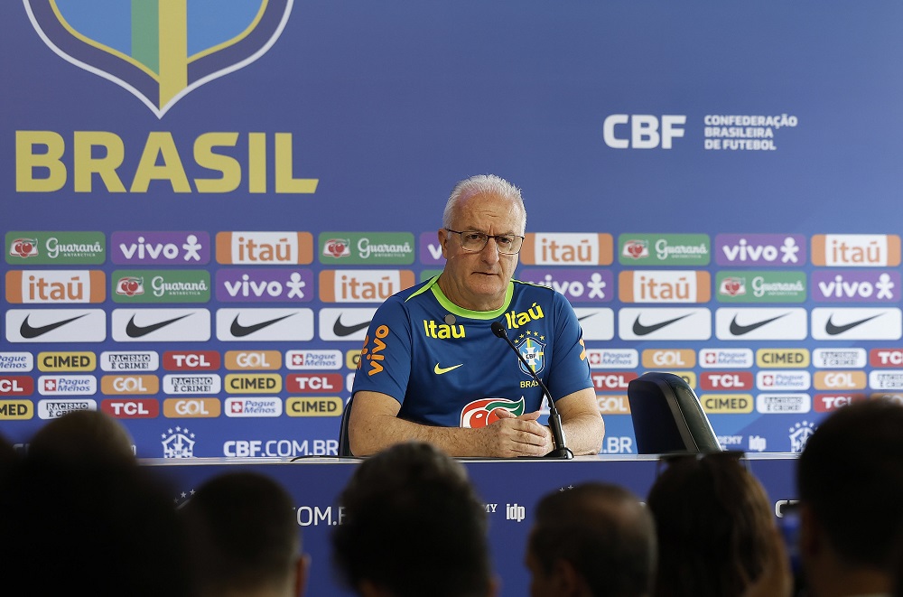 Dorival Júnior explica escolha de Igor Jesus para substituir Vini Jr. nas Eliminatórias da Copa de 2026 Dorival Júnior explica escolha de Igor Jesus para substituir Vini Jr. nas Eliminatórias da Copa de 2026