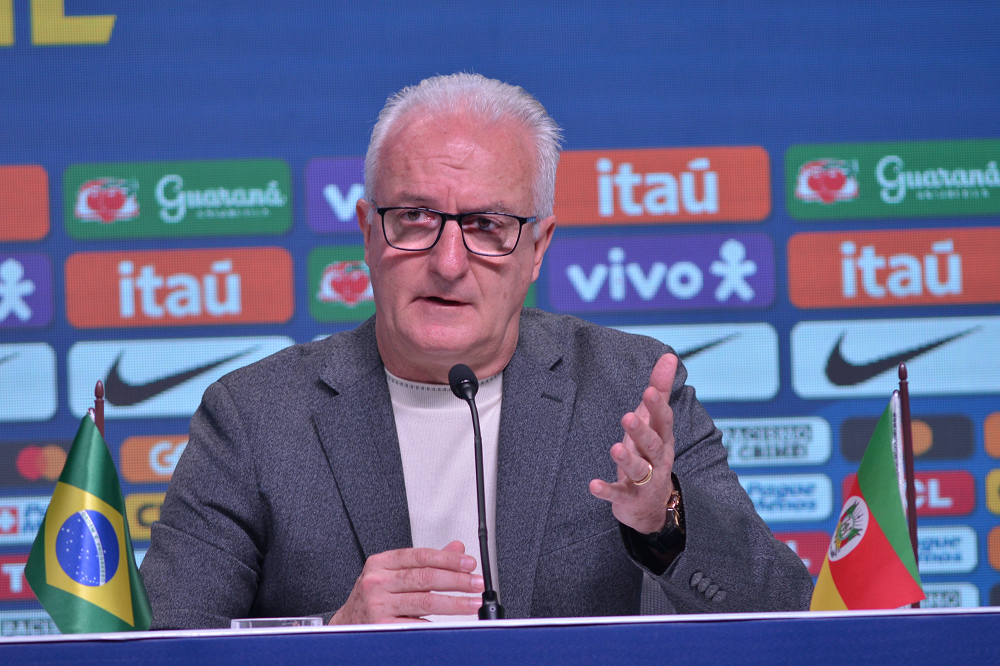 Dorival admite seleção abaixo do esperado e aponta ‘necessidade de uma melhora rápida’ Dorival admite seleção abaixo do esperado e aponta ‘necessidade de uma melhora rápida’