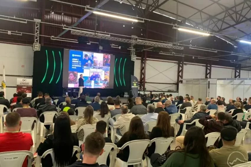 Eletric Move Brasil discute futuro da mobilidade em Caxias do Sul