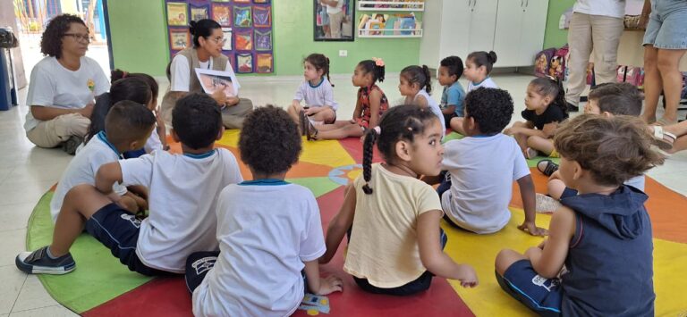 Escolas do Jd. Presidente Dutra recebem ação preventiva de combate às arboviroses