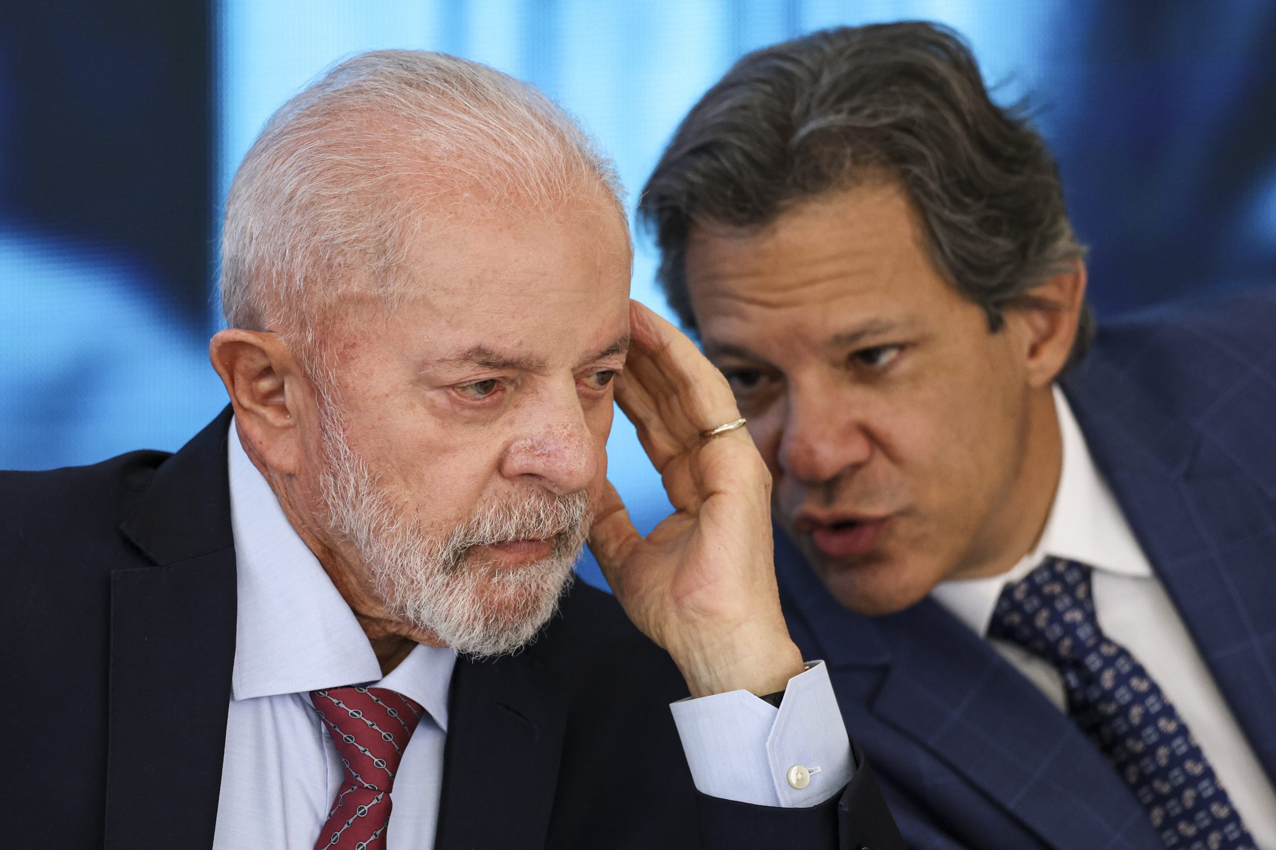 Estatais sofrem o maior rombo do século sob o governo Lula Estatais sofrem o maior rombo do século sob o governo Lula