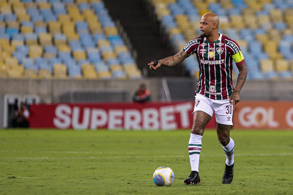 Felipe Melo diz que vai se aposentar em 2025, mas quer renovar contrato com Fluminense para Mundial Felipe Melo diz que vai se aposentar em 2025, mas quer renovar contrato com Fluminense para Mundial