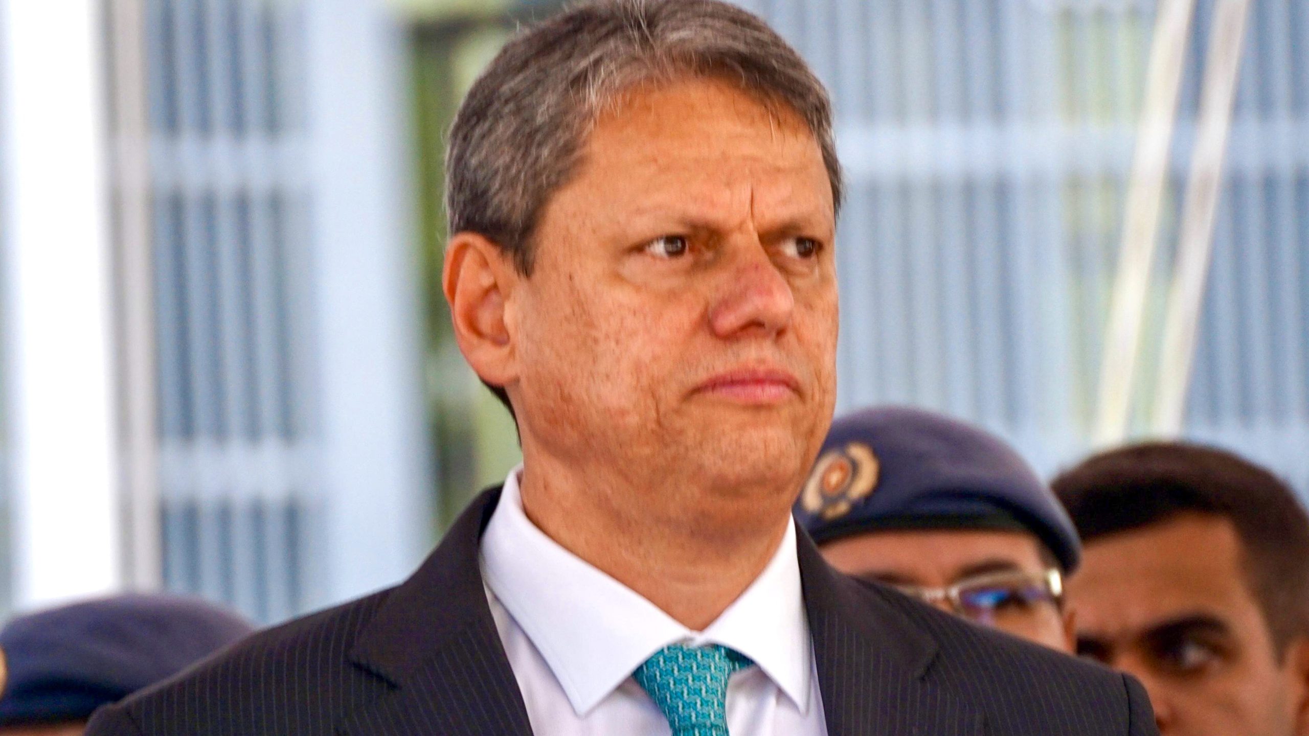 Governo de São Paulo leiloa concessão de 460 km de rodovias Governo de São Paulo leiloa concessão de 460 km de rodovias
