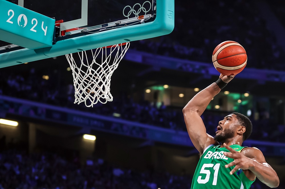 Petrovic define os 13 jogadores para Eliminatórias da Americup de basquete com seis olímpicos Petrovic define os 13 jogadores para Eliminatórias da Americup de basquete com seis olímpicos