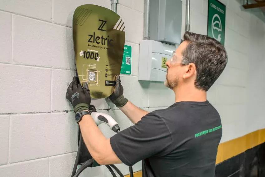 Zletric alcança a marca de mil estações de recarga no Brasil Zletric alcança a marca de mil estações de recarga no Brasil