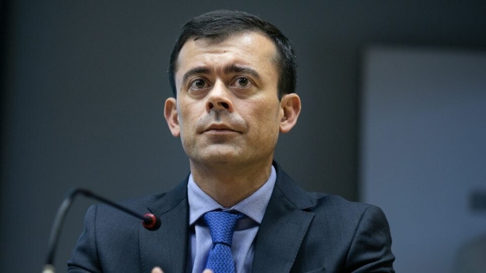 secretário pede mais consistência ao governo secretário pede mais consistência ao governo