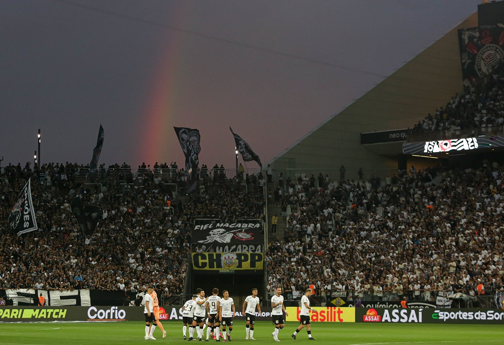 Ausência na Copa do Brasil deve prejudicar ainda mais as finanças do Corinthians; veja tamanho do rombo Ausência na Copa do Brasil deve prejudicar ainda mais as finanças do Corinthians; veja tamanho do rombo