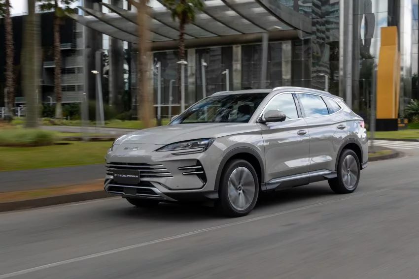 BYD anuncia a edição limitada Song Premium por R$ 299,8 mil BYD anuncia a edição limitada Song Premium por R$ 299,8 mil