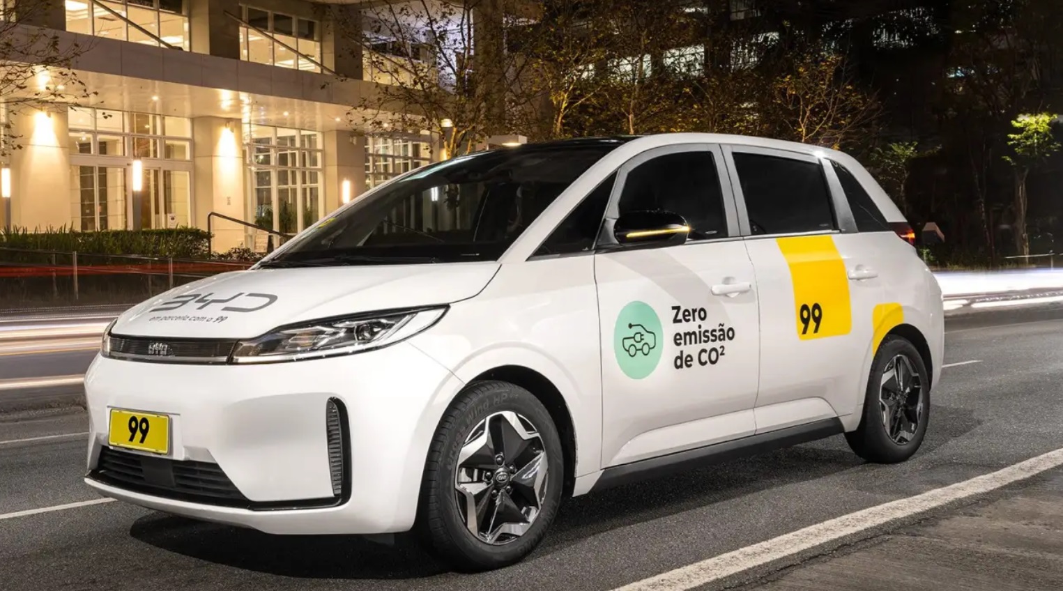 BYD supera Tesla em faturamento — e perde em lucro BYD supera Tesla em faturamento — e perde em lucro