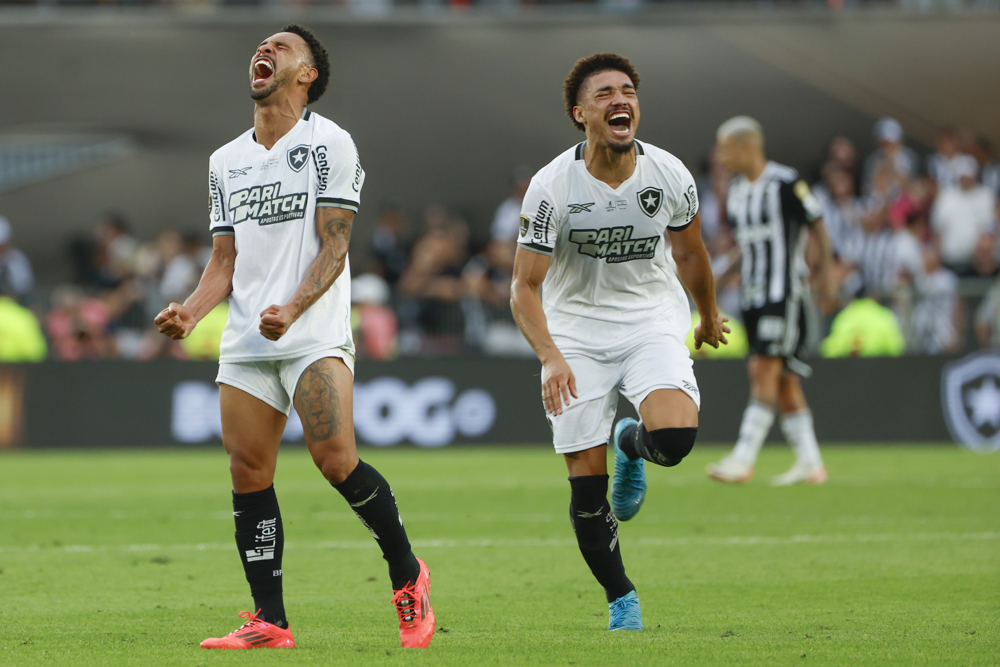Botafogo espanta o estigma de azarado com inédito título da Libertadores Botafogo espanta o estigma de azarado com inédito título da Libertadores