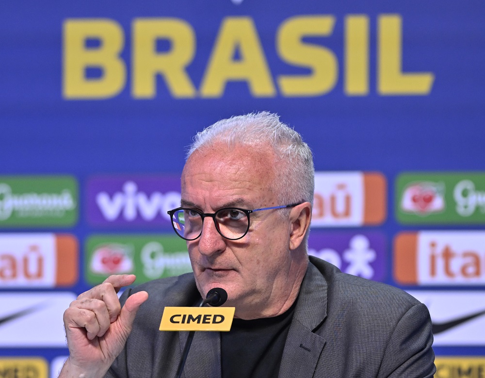 Dorival pede cautela à seleção para jogo contra a Venezuela: ‘Compromisso difícil’