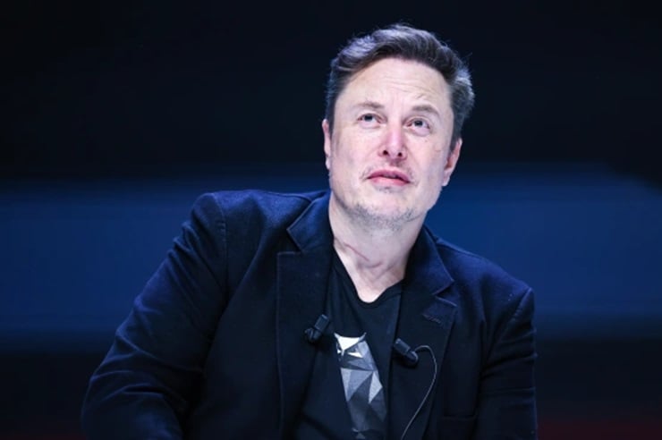 Elon Musk pergunta quanto custa emissora de esquerda nos EUA