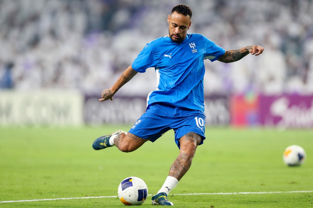 Neymar ficará afastado por um período de até seis semanas devido a uma lesão na coxa Neymar ficará afastado por um período de até seis semanas devido a uma lesão na coxa