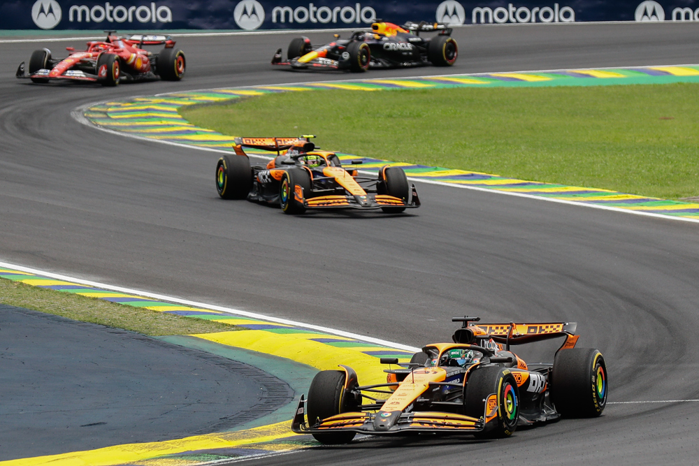 Norris vence corrida sprint em São Paulo e reduz vantagem de Verstappen
