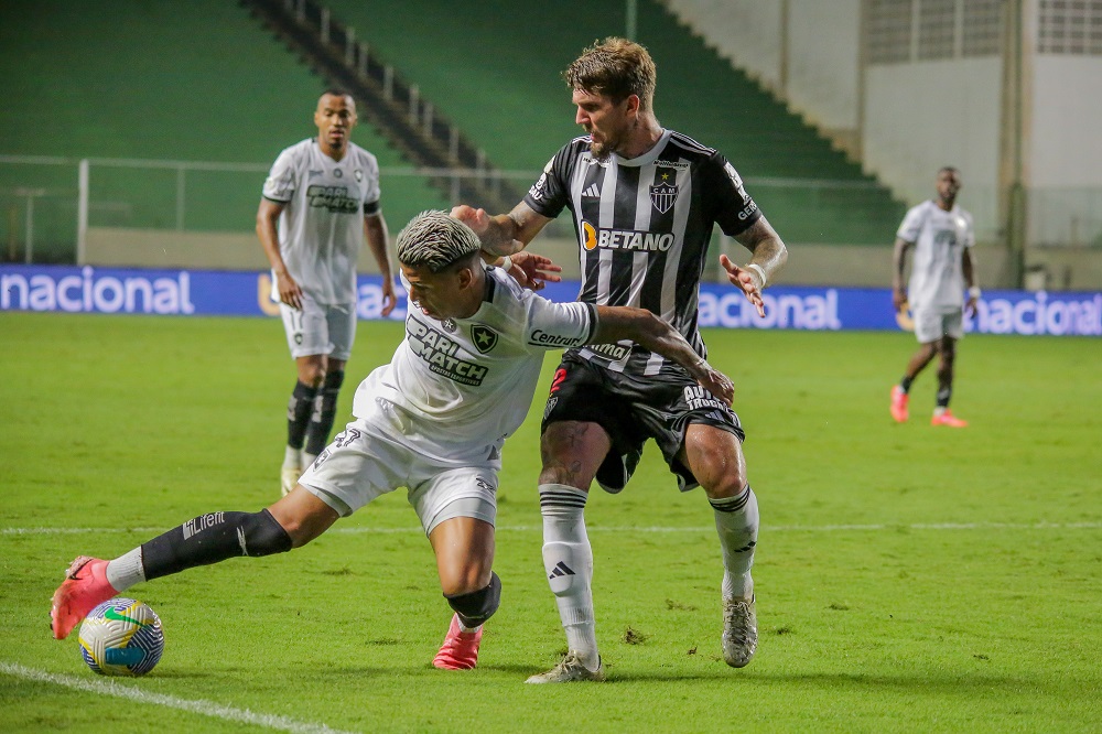 Pós-jogo entre Atlético-MG e Botafogo acaba com alfinetadas e provocações Pós-jogo entre Atlético-MG e Botafogo acaba com alfinetadas e provocações