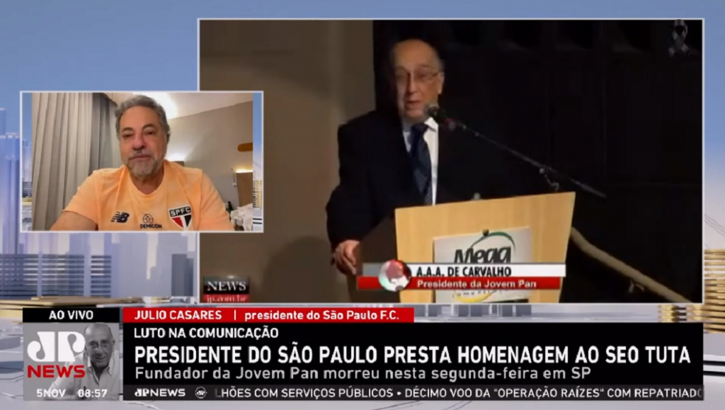 Presidente do São Paulo presta homenagem ao Seu Tuta Presidente do São Paulo presta homenagem ao Seu Tuta