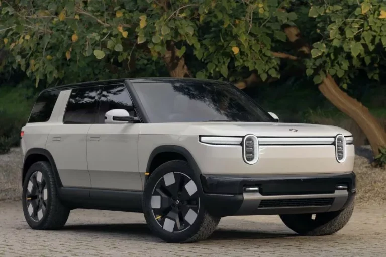 Volkswagen e Rivian se unem para desenvolver carros elétricos
