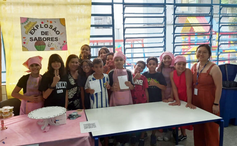Alunos da EPG Sophia Fantazzini esbanjam talento empreendedor em feira