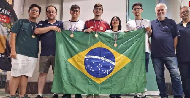Brasileiros conquistam medalhas em Olimpíada de Astronomia