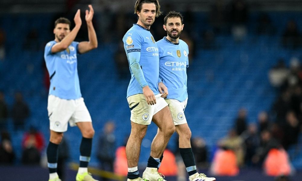 Campeonato Inglês: Arsenal vence clássico, Chelsea e City goleiam e Liverpool só empata Campeonato Inglês: Arsenal vence clássico, Chelsea e City goleiam e Liverpool só empata