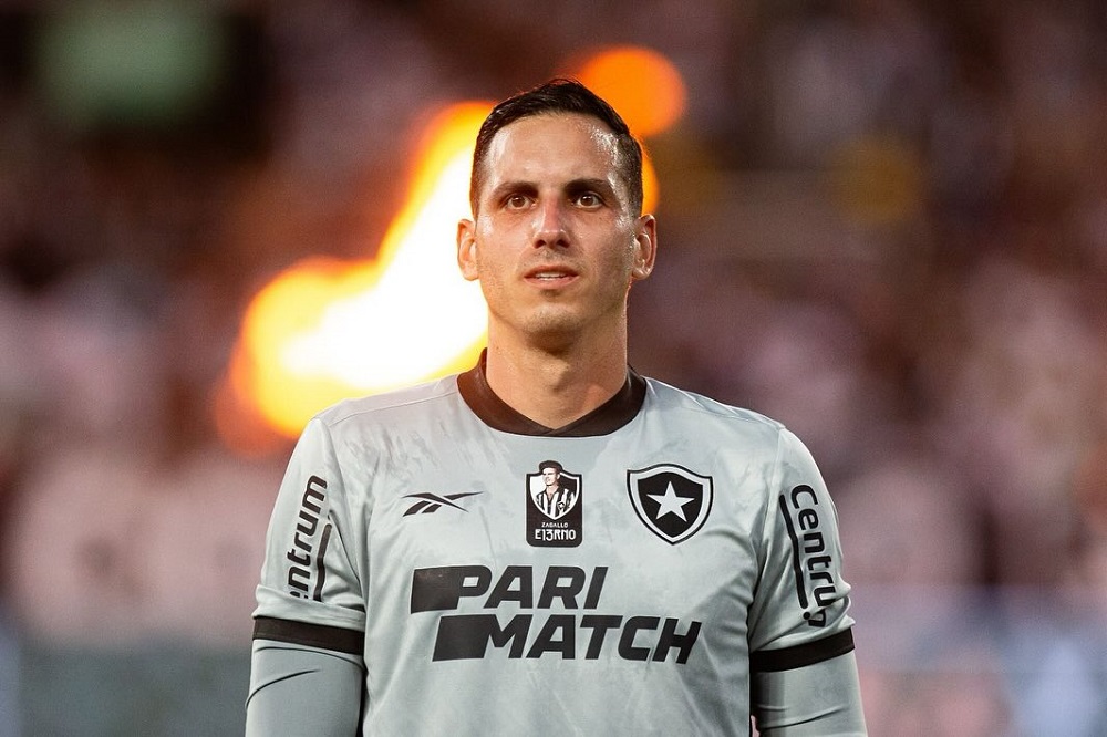 Cerro Porteño anuncia contratação de Gatito Fernandez e surpreende torcedores do Botafogo Cerro Porteño anuncia contratação de Gatito Fernandez e surpreende torcedores do Botafogo
