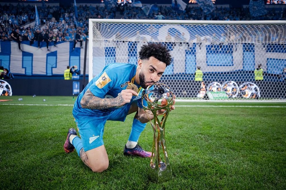 Claudinho, do Zenit, fala em retorno ao Santos em um futuro próximo Claudinho, do Zenit, fala em retorno ao Santos em um futuro próximo