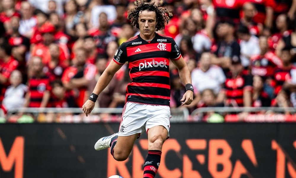 Flamengo anuncia saída de David Luiz Flamengo anuncia saída de David Luiz