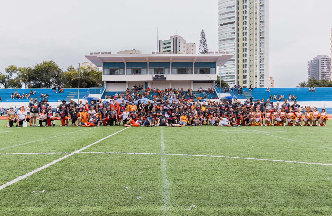 Guarulhos Rhynos conquista o Campeonato Brasileiro de Futebol Americano Guarulhos Rhynos conquista o Campeonato Brasileiro de Futebol Americano