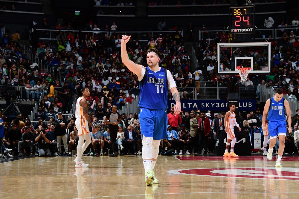 Luka Doncic ficará fora da NBA por um mês devido a lesão na panturrilha Luka Doncic ficará fora da NBA por um mês devido a lesão na panturrilha
