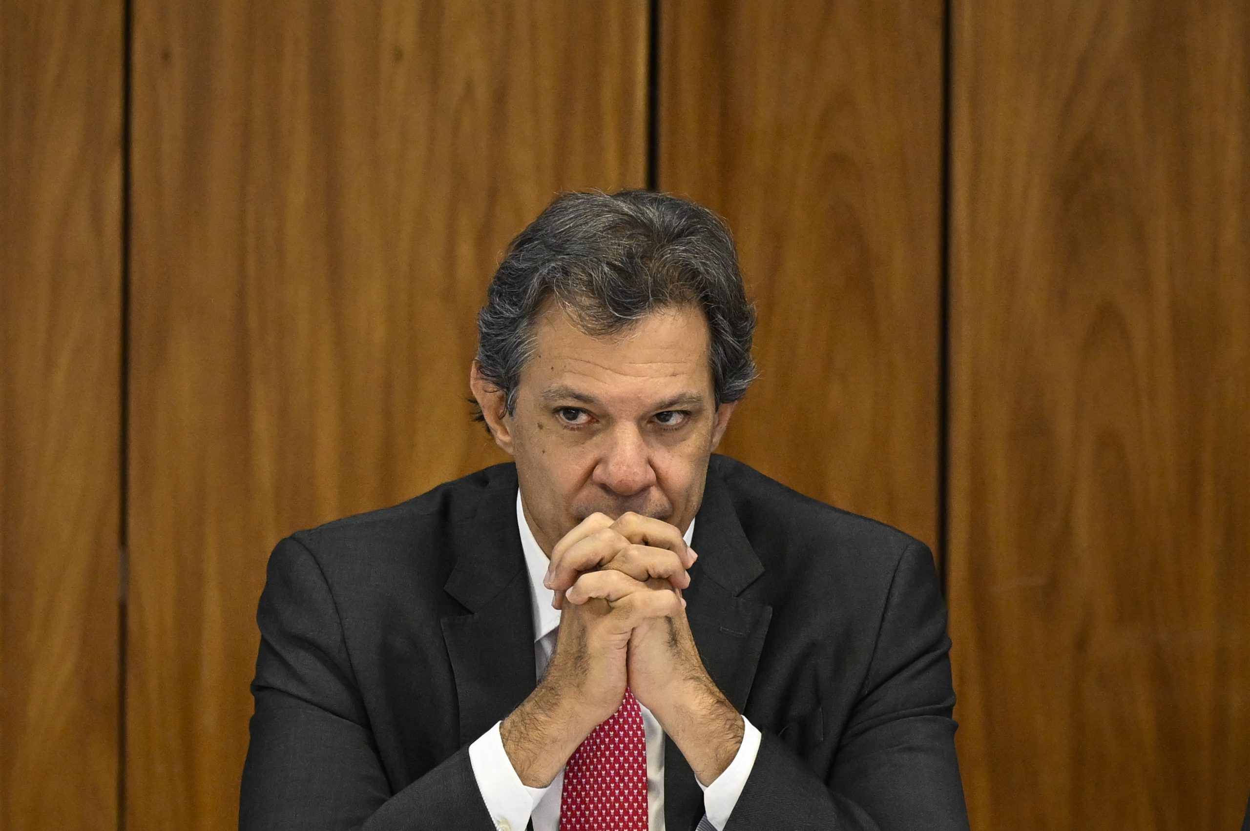 ‘O câmbio é flutuante, vai se acomodar’