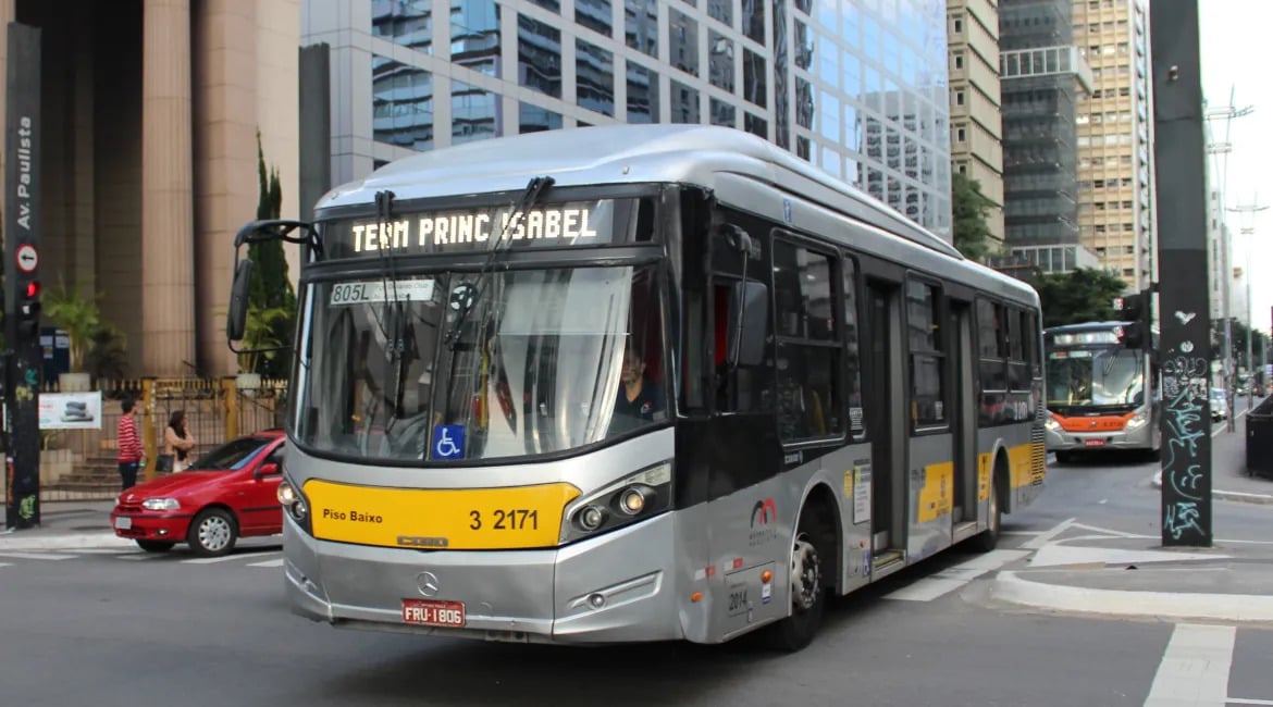 Tarifa de ônibus vai para R$ 5 em São Paulo Tarifa de ônibus vai para R$ 5 em São Paulo