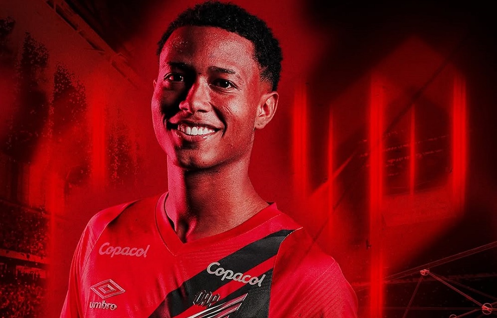 Athletico Paranaense anuncia contratação de Isaac, promessa revelada pelo Fluminense