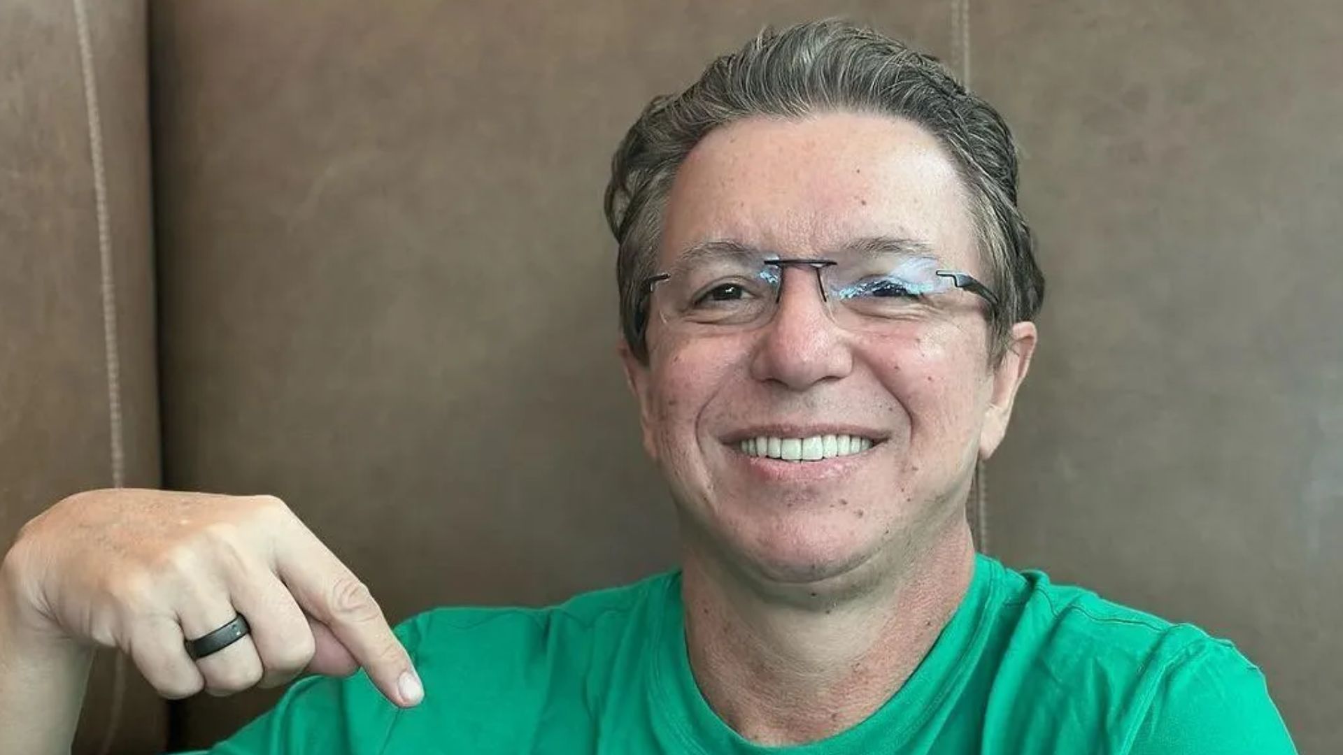 Boninho brinca com fãs sobre mudanças no BBB: ‘Devem estar economizando’ Boninho brinca com fãs sobre mudanças no BBB: ‘Devem estar economizando’