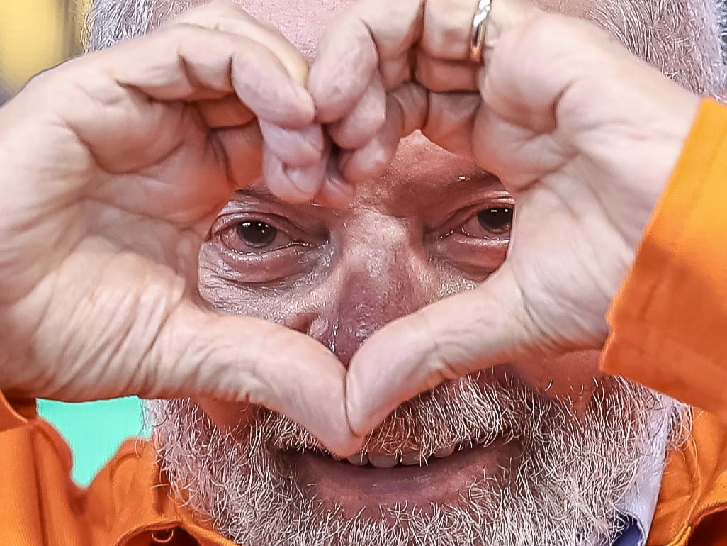 Lula termina 2024 com segunda gasolina mais cara em 15 anos