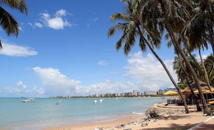 Norte ao sul: Confira alguns destinos ao redor do Brasil para curtir o verão