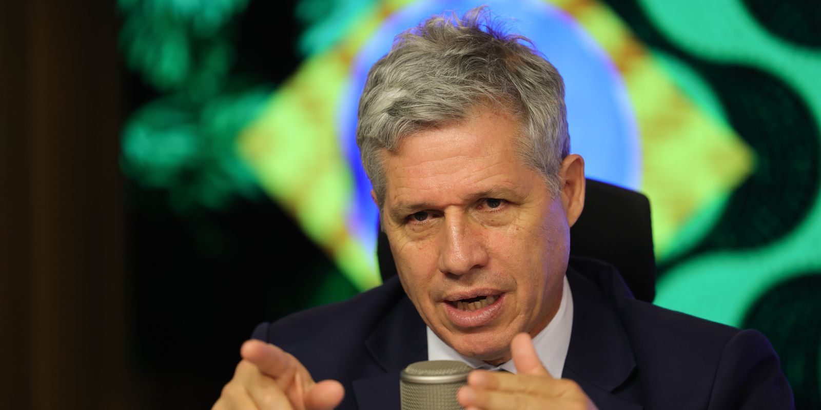 Alimentos estão mais baratos, mas preços devem cair mais, diz ministro Alimentos estão mais baratos, mas preços devem cair mais, diz ministro